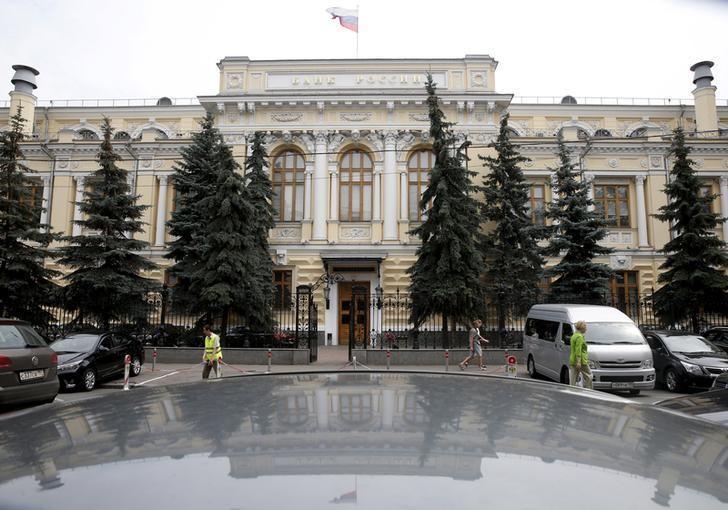 Сальдо операций ЦБ по представлению и абсорбированию ликвидности выросло до 372,7 млрд руб.